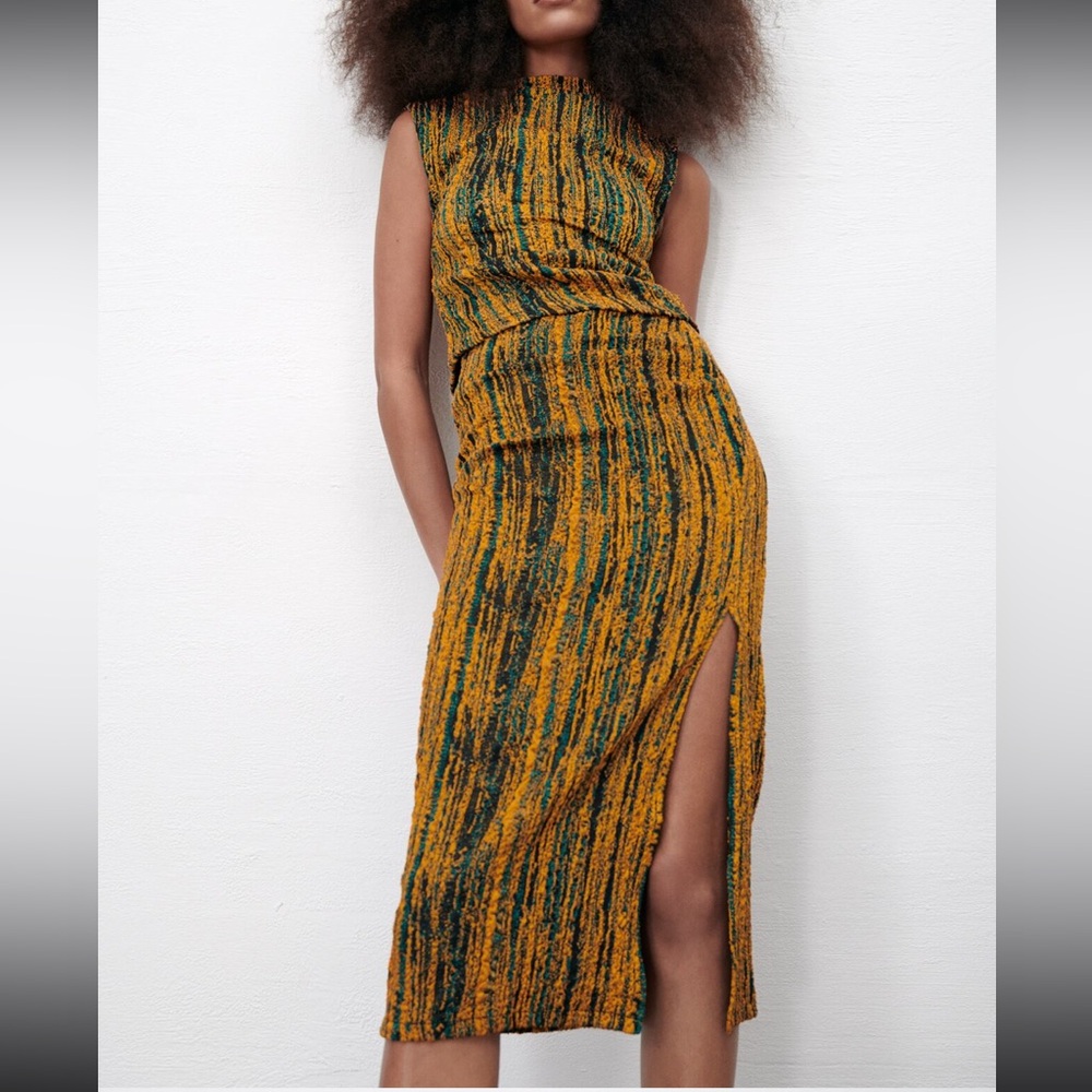ZARA Two Piece Set - Picture 4 of 8